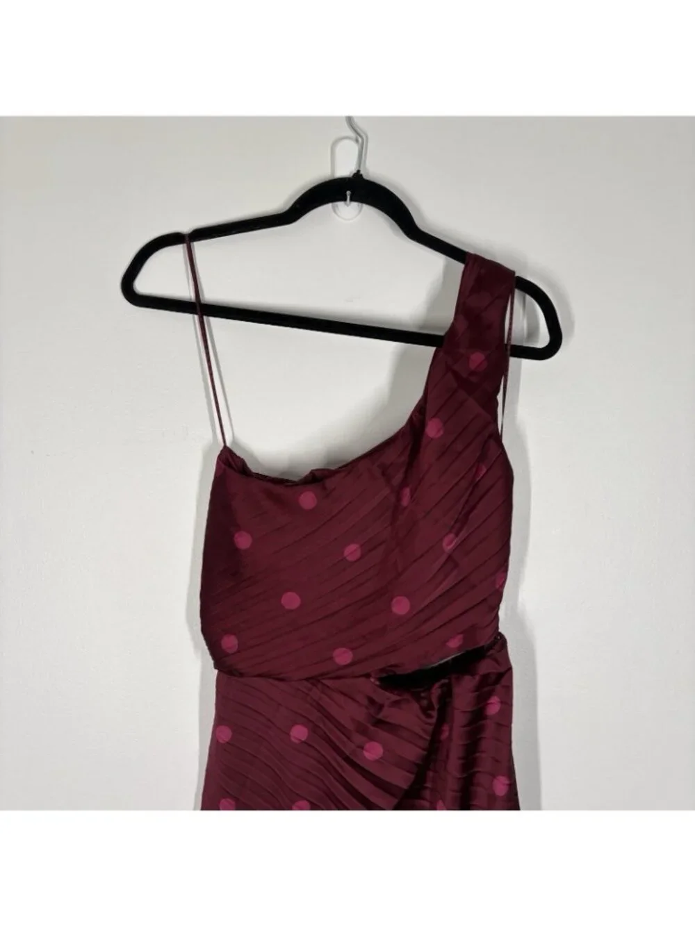 Abercrombie & Fitch Sz M The Giselle Pleated One-Shoulder Cutout Maxi Dress NWOT